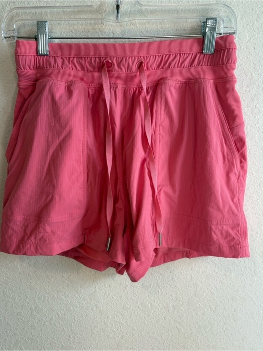 Lululemon Dance Studio Evolve High-Rise Relaxed Pink Shorts Size 4 - Picture 1 of 6